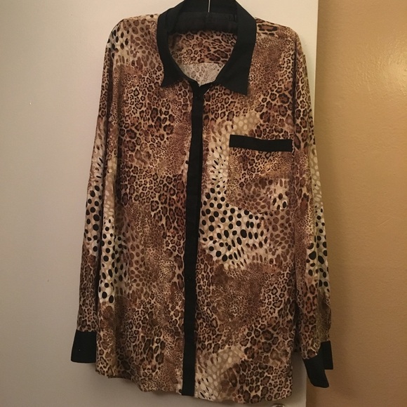 new york nexx Tops - Cheetah blouse
